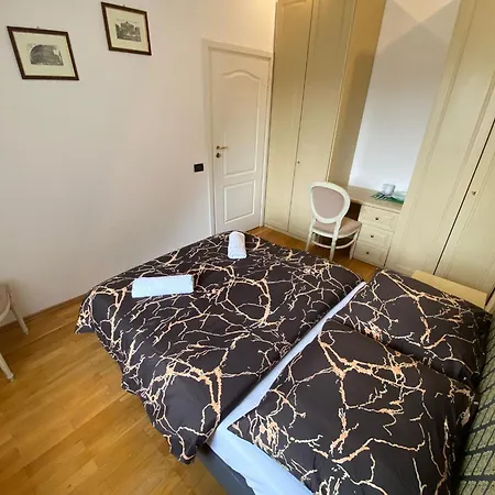 Fantastic-inn - Ch30 Varsovie