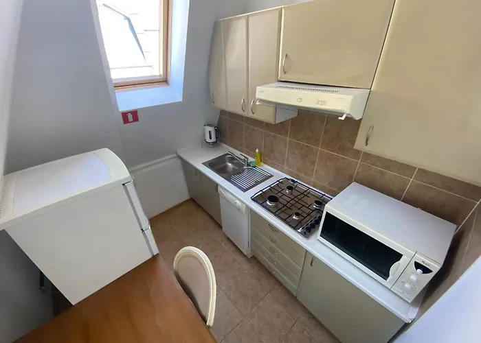 Fantastic-inn - Ch30 * Varsó