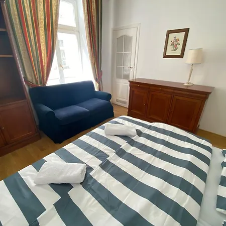 Fantastic-inn - Ch30 * Varsavia